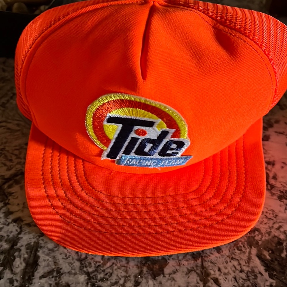 NWOT’s tide old school trucker